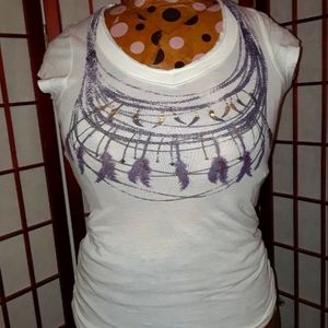 Miley Cyrus T- shirt in white and silver grey. M